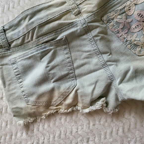 Rue 21 Denim Lace Short-Juniors - Picture 6 of 15